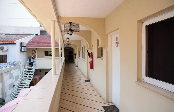 Imagen general del Hotel Natalia Guest House. Foto 15