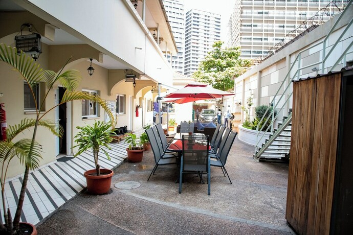 Imagen de la habitación del Hotel Natalia Guest House. Foto 20