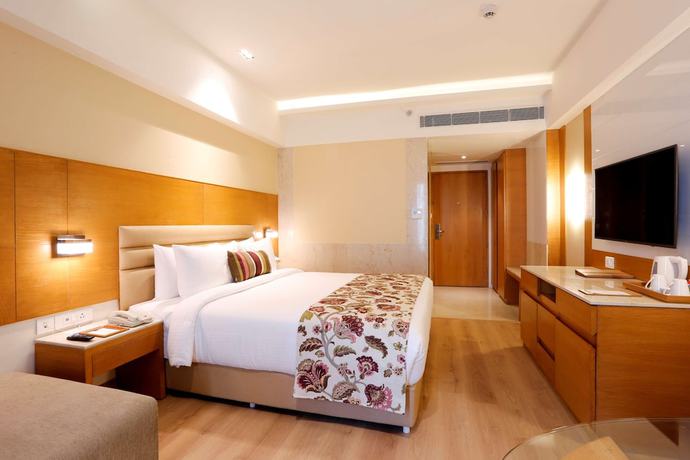 Imagen de la habitación del Hotel Nataraj Sarovar Portico Jhansi. Foto 2