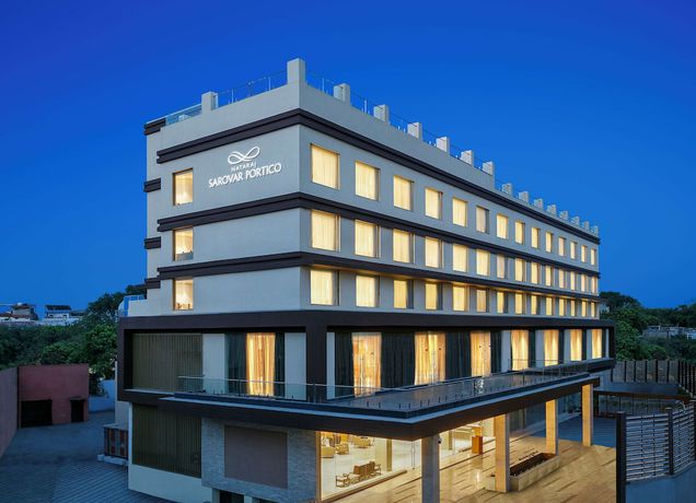 Imagen general del Hotel Nataraj Sarovar Portico Jhansi. Foto 1