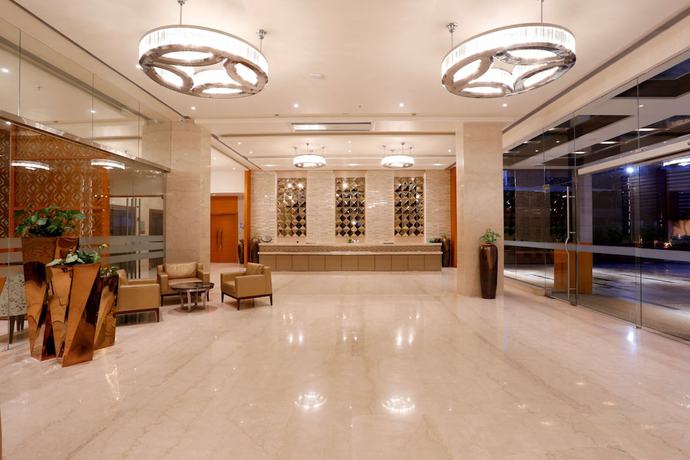 Imagen de los interiores del Hotel Nataraj Sarovar Portico Jhansi. Foto 16