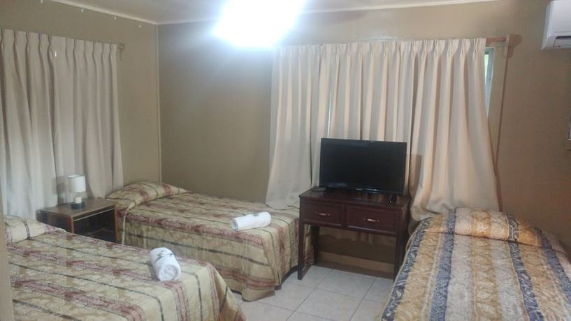 Imagen de la habitación del Hotel Nataro Inn. Foto 2
