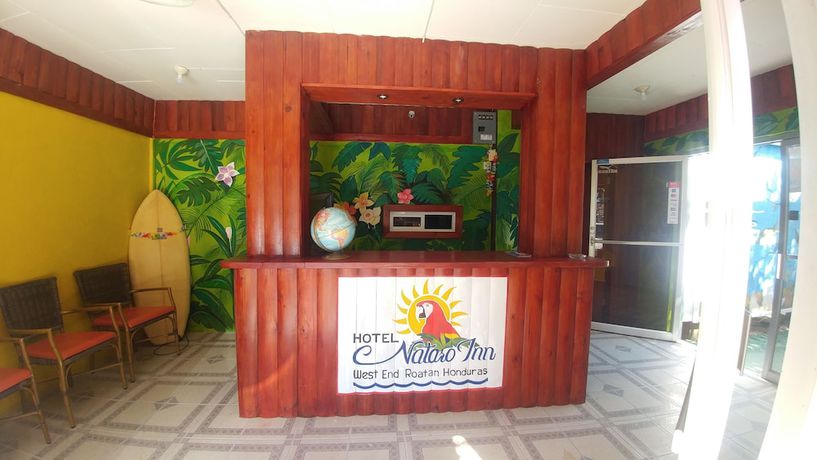 Imagen de los interiores del Hotel Nataro Inn. Foto 16