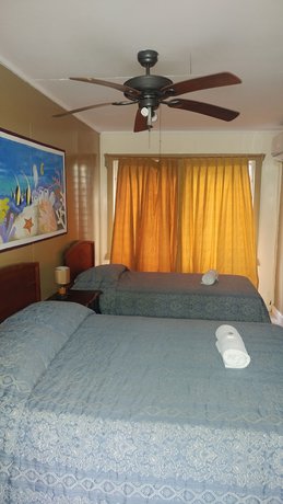 Imagen de la habitación del Hotel Nataro Inn. Foto 13
