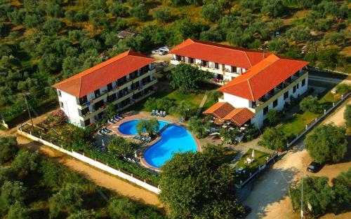 Imagen general del Hotel Natasa. Foto 1