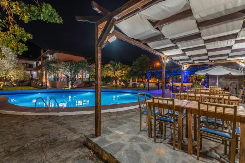 Imagen general del Hotel Natasa. Foto 4