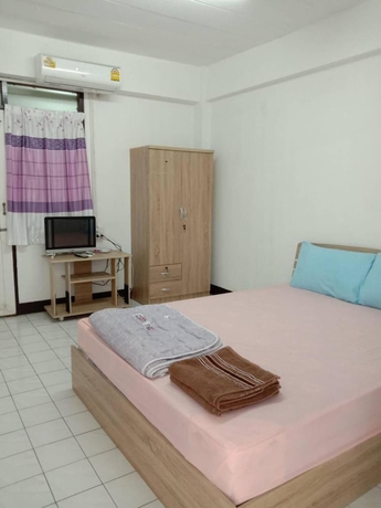 Imagen de la habitación del Hotel Natcha Place Thammasat Rangsit. Foto 15