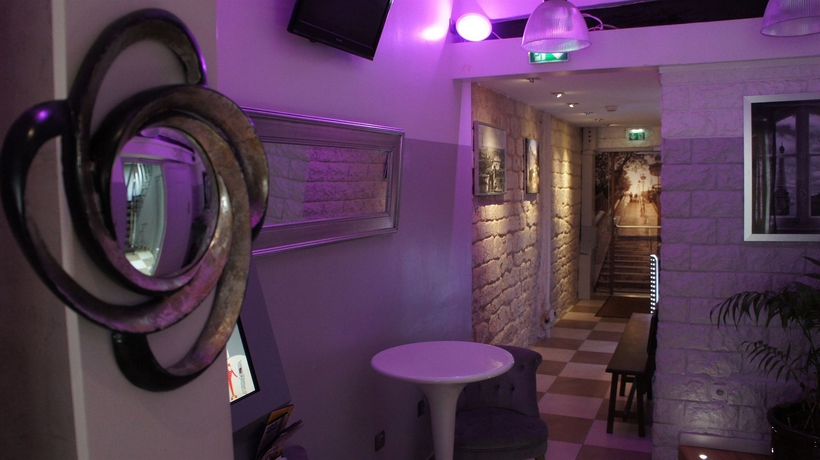 Imagen de los interiores del Hotel Nation Montmartre. Foto 14