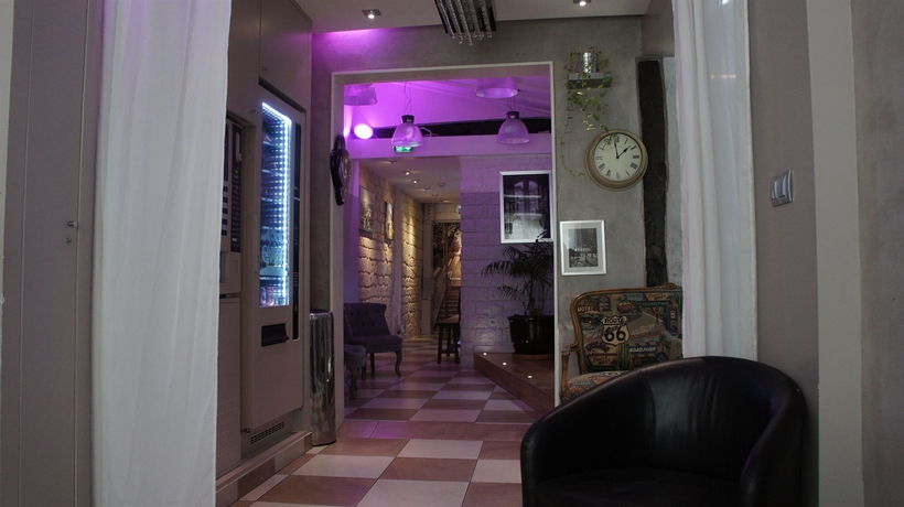 Imagen de los interiores del Hotel Nation Montmartre. Foto 15