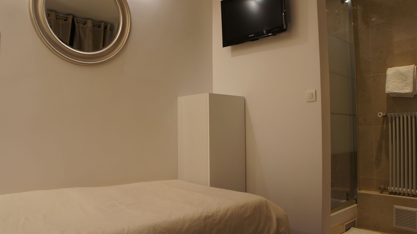 Imagen de la habitación del Hotel Nation Montmartre. Foto 12