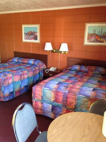 Imagen de la habitación del Hotel National 9 Inn Farmington. Foto 5