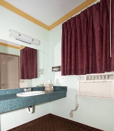 Imagen de la habitación del Hotel National 9 Inn Placerville. Foto 8