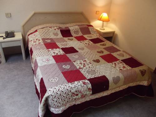 Imagen de la habitación del Hotel National, Alpes Franceses. Foto 14