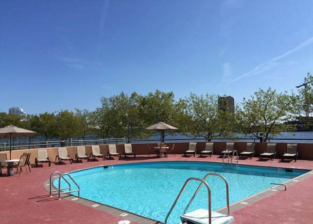 Imagen de la piscina del Hotel National At Harbor Tower Portsmouth. Foto 9