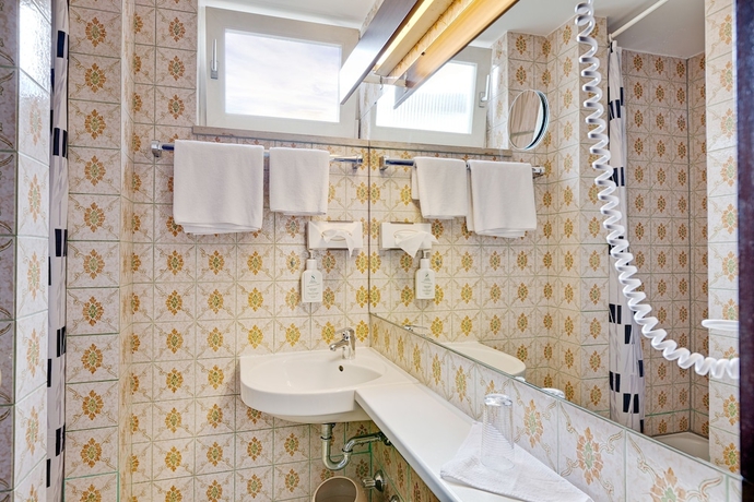 Imagen de la habitación del Hotel National, BAMBERG. Foto 15