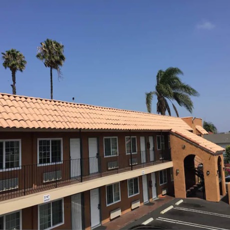 Imagen de los exteriores del Hotel National City Motel. Foto 15