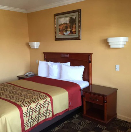 Imagen de la habitación del Hotel National City Motel. Foto 9