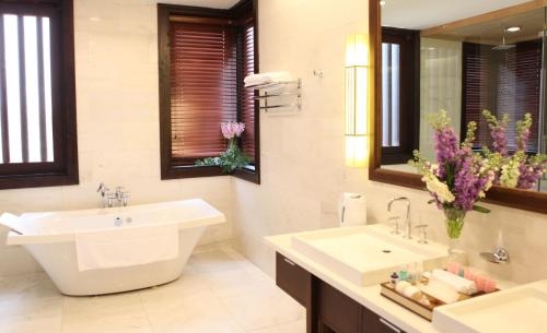 Imagen de la habitación del Hotel National Convention Center Resort. Foto 10