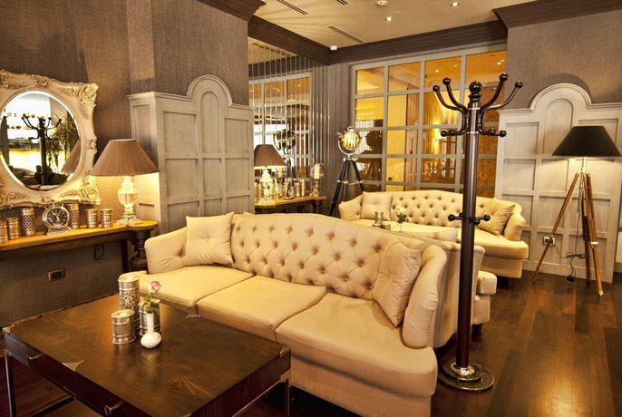 Imagen del bar/restaurante del Hotel National, Ereván. Foto 2