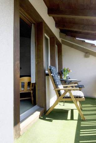 Imagen de la habitación del Hotel National, FRUTIGEN. Foto 13