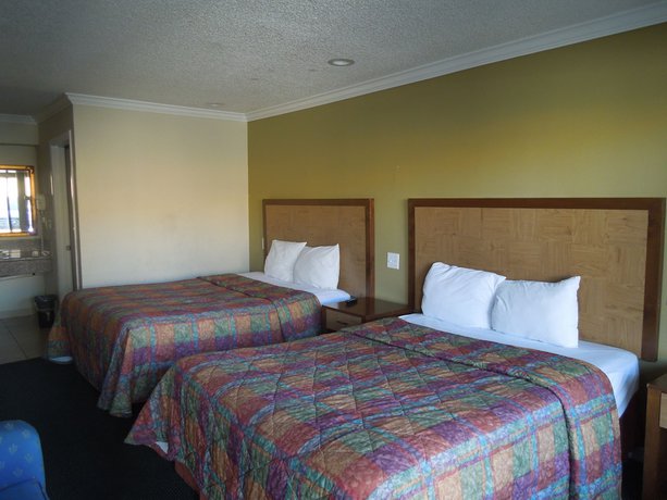 Imagen de la habitación del Hotel National Inn Garden Grove. Foto 3