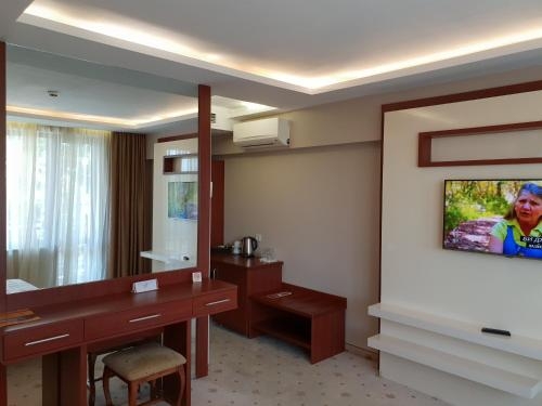 Imagen de la habitación del Hotel National Palace. Foto 6