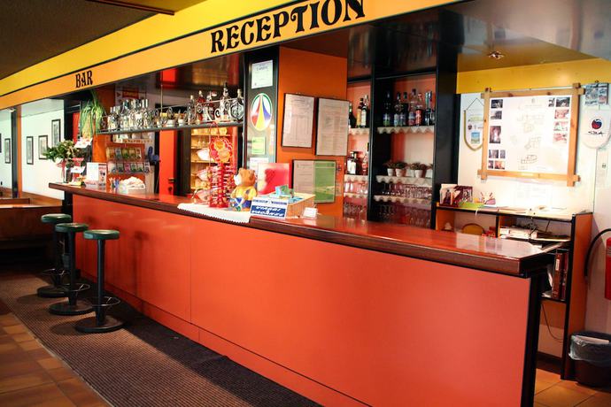 Imagen de los interiores del Hotel National Park. Foto 19