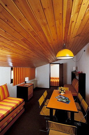 Imagen de la habitación del Hotel National Park. Foto 14