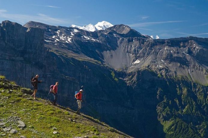 Imagen de los exteriores del Hotel National Resort and Spa. Foto 9