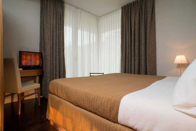 Imagen de la habitación del Hotel National, Rimini. Foto 3