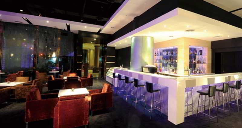 Imagen del bar/restaurante del Hotel National, Taichung. Foto 11