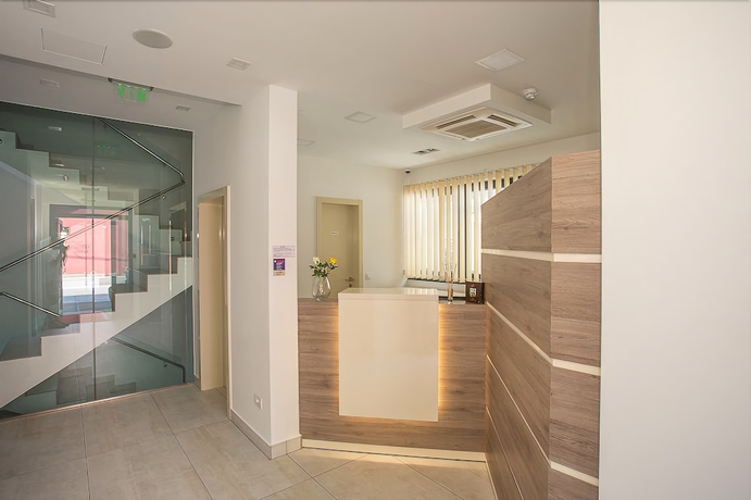 Imagen de los interiores del Hotel National, Zagreb. Foto 17