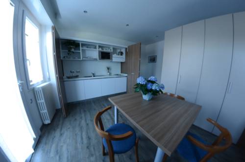 Imagen de la habitación del Hotel National, Zelbio. Foto 9