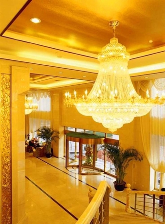 Imagen de los interiores del Hotel National jade. Foto 15