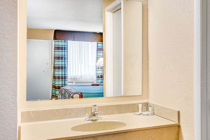 Imagen de la habitación del Hotel Nation's Inn Of Wake County - Raleigh Crabtree. Foto 12