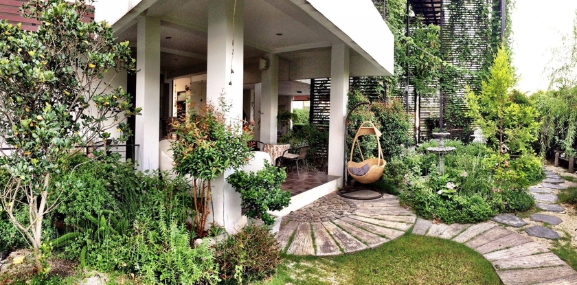 Imagen de los exteriores del Hotel Natnalin. Foto 12
