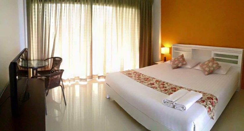 Imagen de la habitación del Hotel Natnalin. Foto 4