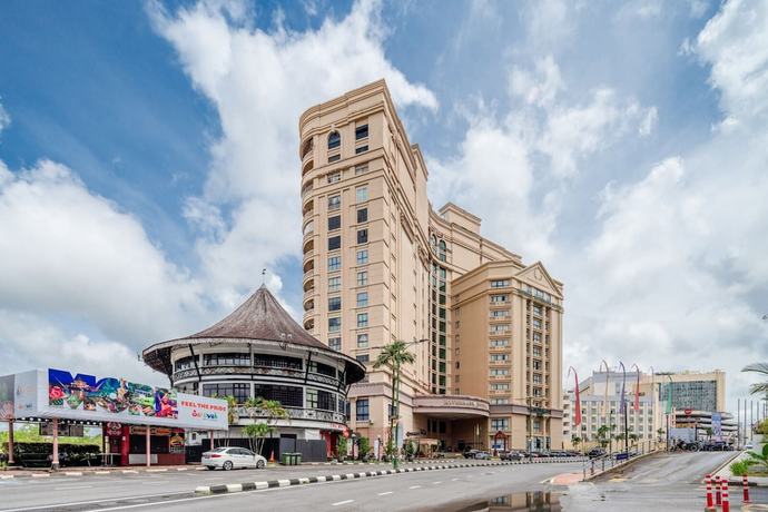 Imagen general del Hotel Natol Homestay-Riverbank Suites. Foto 3