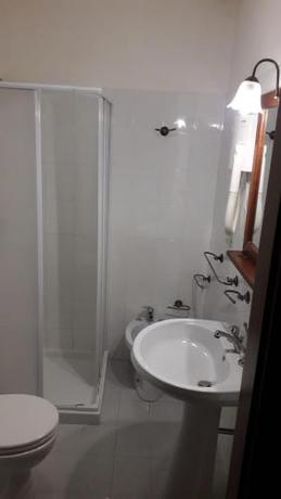 Imagen de la habitación del Hotel Natros. Foto 19