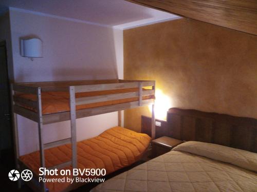 Imagen de la habitación del Hotel Natros. Foto 20