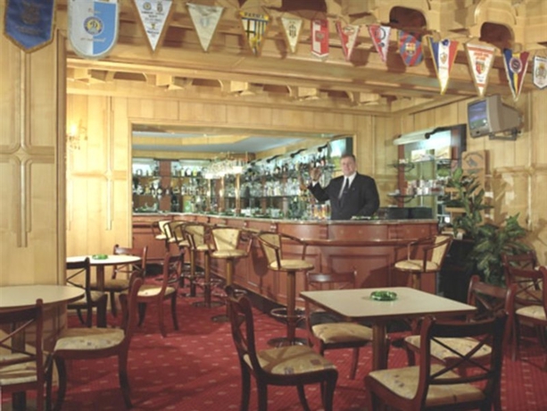 Imagen general del Hotel Natsionalny. Foto 2