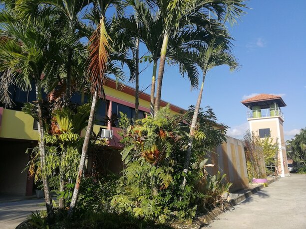 Imagen de los exteriores del Hotel Nattawadee Resort. Foto 22