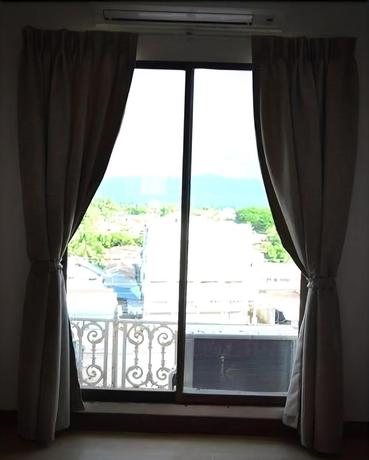 Imagen de la habitación del Hotel Nattirat Grand. Foto 10