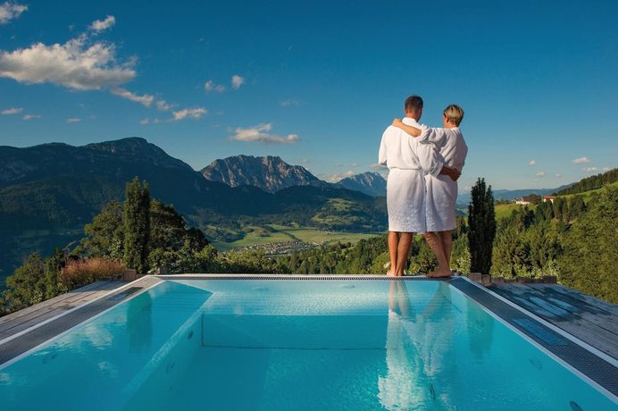Imagen de la piscina del Hotel Natur And Wellnesshotel H&ouml;flehner. Foto 15