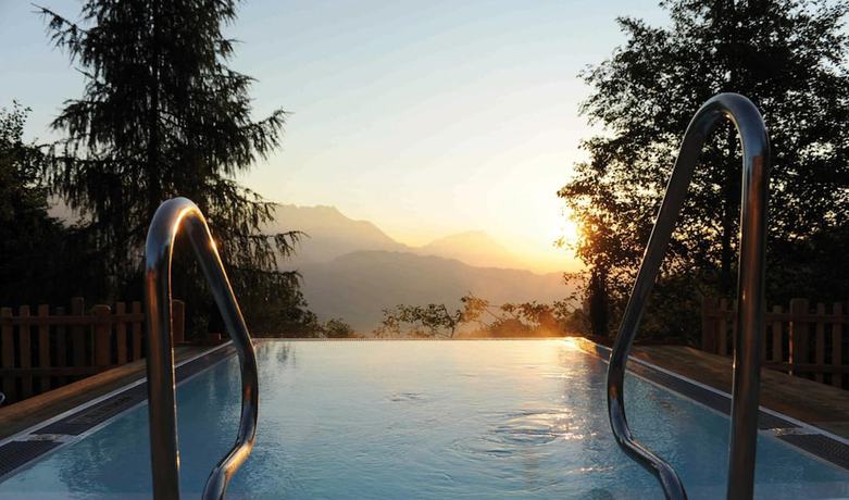 Imagen de la piscina del Hotel Natur And Wellnesshotel H&ouml;flehner. Foto 18