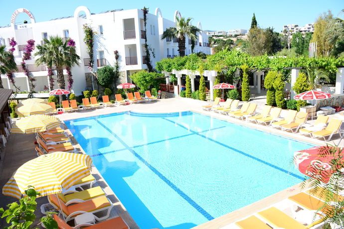 Imagen de los exteriores del Hotel Natur Garden - All Inclusive. Foto 12