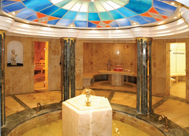 Imagen de la piscina del Hotel Natur and Spa Lärchenhof. Foto 5