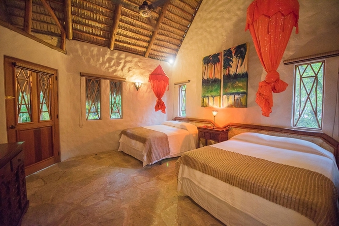 Imagen de la habitación del Hotel Natura Cabana Boutique and Spa By Mint. Foto 12