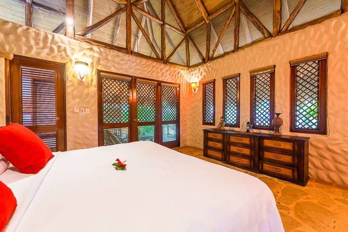 Imagen de la habitación del Hotel Natura Cabana Boutique and Spa By Mint. Foto 17