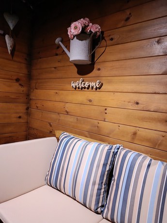 Imagen de la habitación del Hotel Natura Fun House and Camping. Foto 14